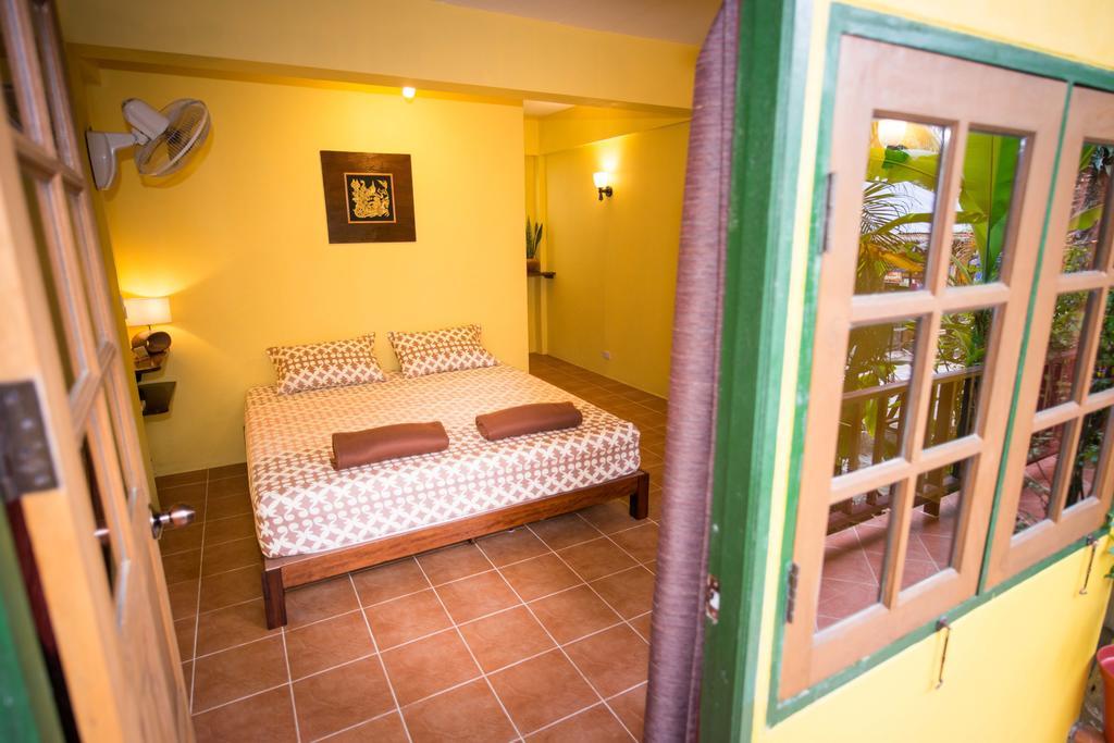 Janrassamee Home Stay Koh Chang Bilik gambar